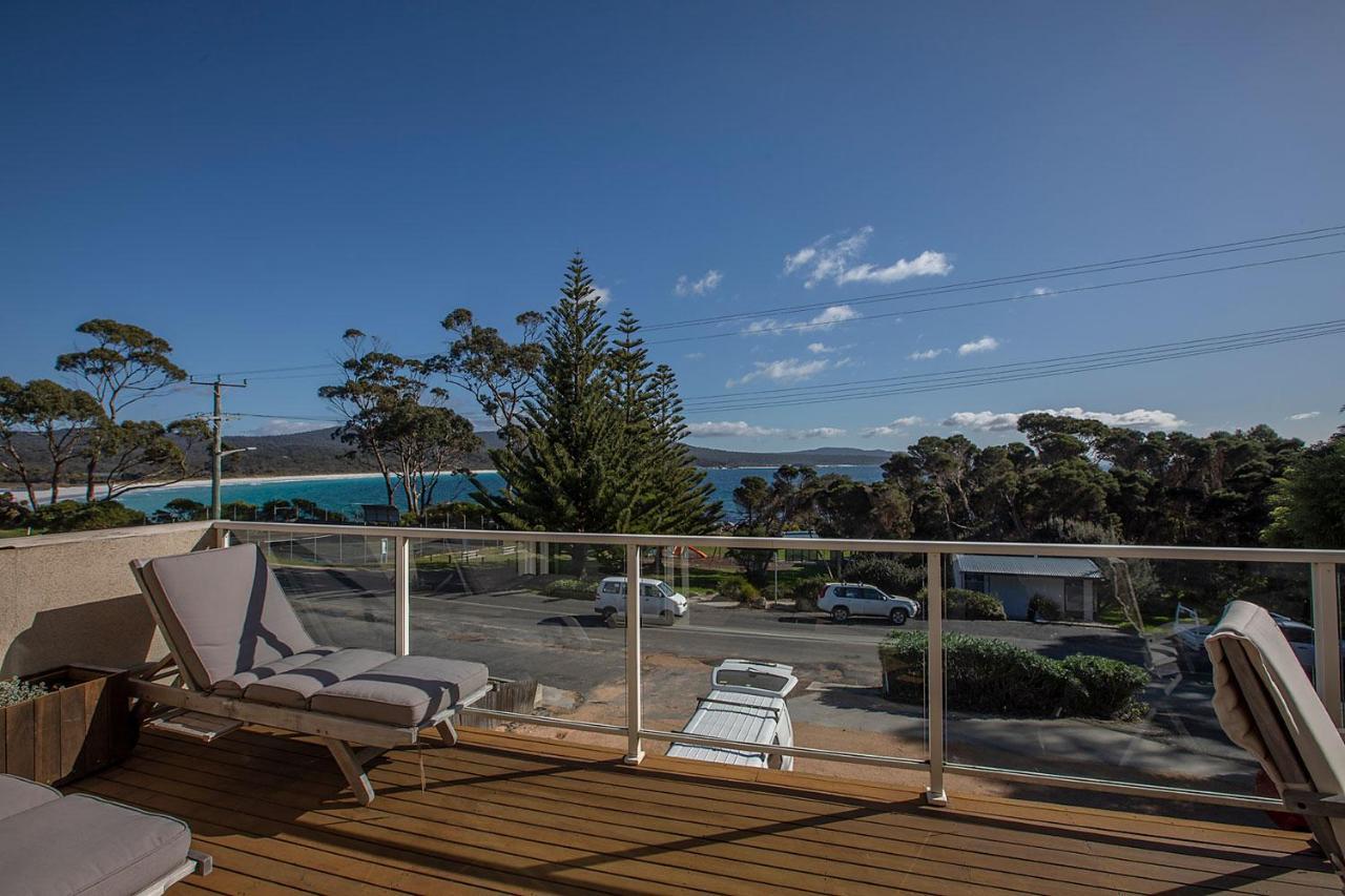 Quarterdeck Apartment Binalong Bay Экстерьер фото